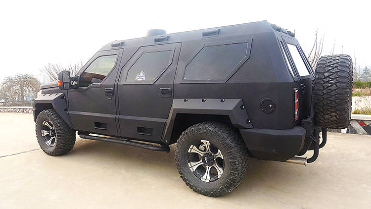 硬派越野乔治巴顿防爆装甲漆升级成为装甲战车出行是什么感觉