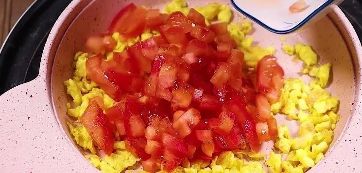 八个月宝宝辅食面条的做法 05f6103881a94a458821d3ca996dafe0.jpeg