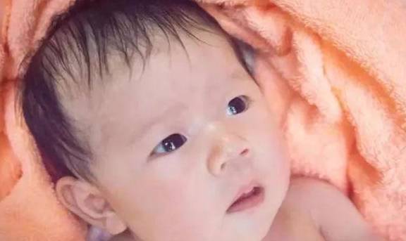 八个月婴儿睡觉满头大汗 063b3f6ed8724152824069ea20ed0bae.jpeg