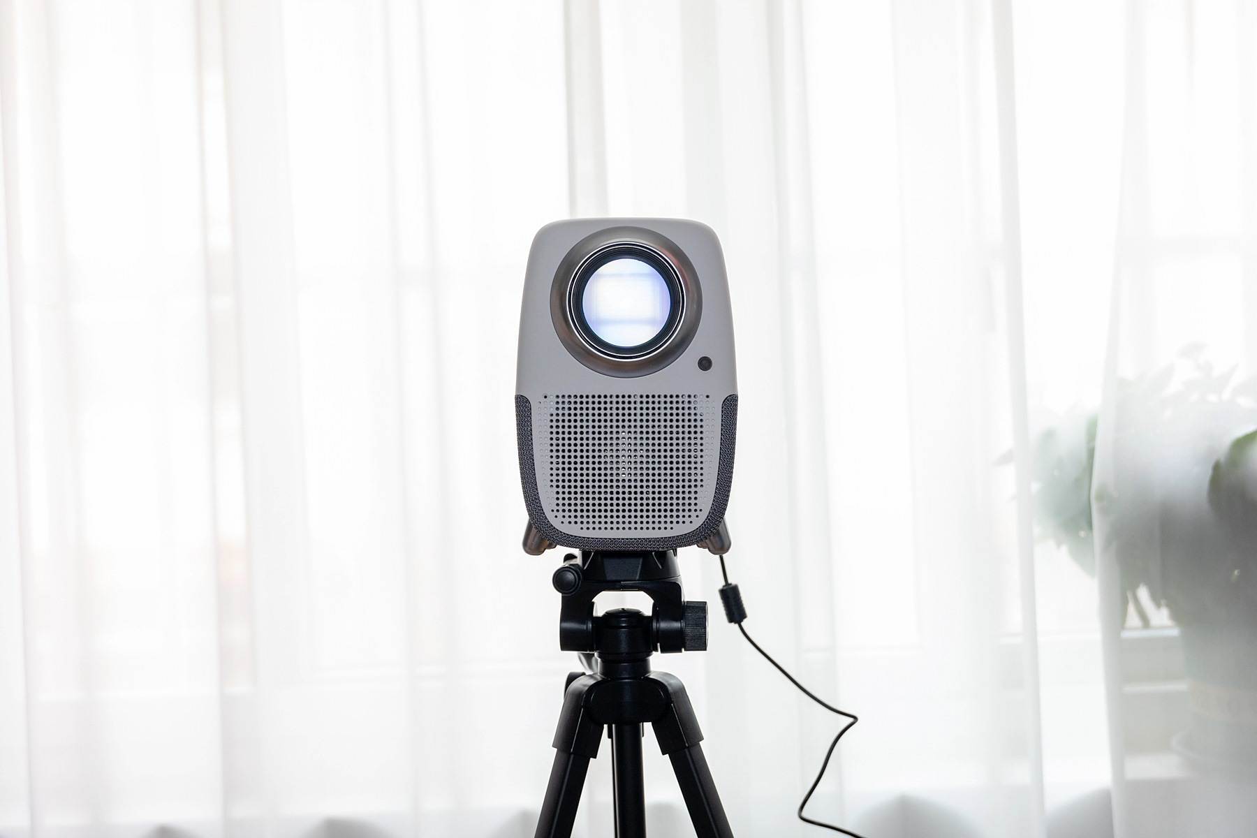 春节假期，把“电影院”搬回家，泰捷WEBOX T1S 投影仪全面评测