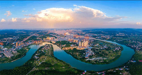 大新镇位于湖南省邵阳市新邵县西北方,资水由南至北贯穿全境,总面积