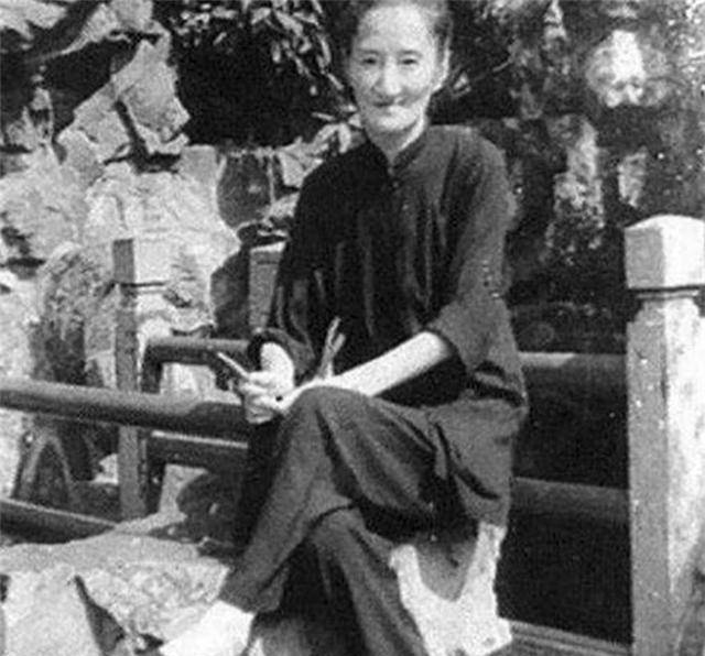 徐志摩死后陆小曼在干啥 569b74fbeead452b9d4295bc5bd73bad.jpeg