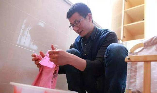 月子|办满月酒，宝妈不让婆婆抱娃：我坐月子时，你在照顾你女儿月子