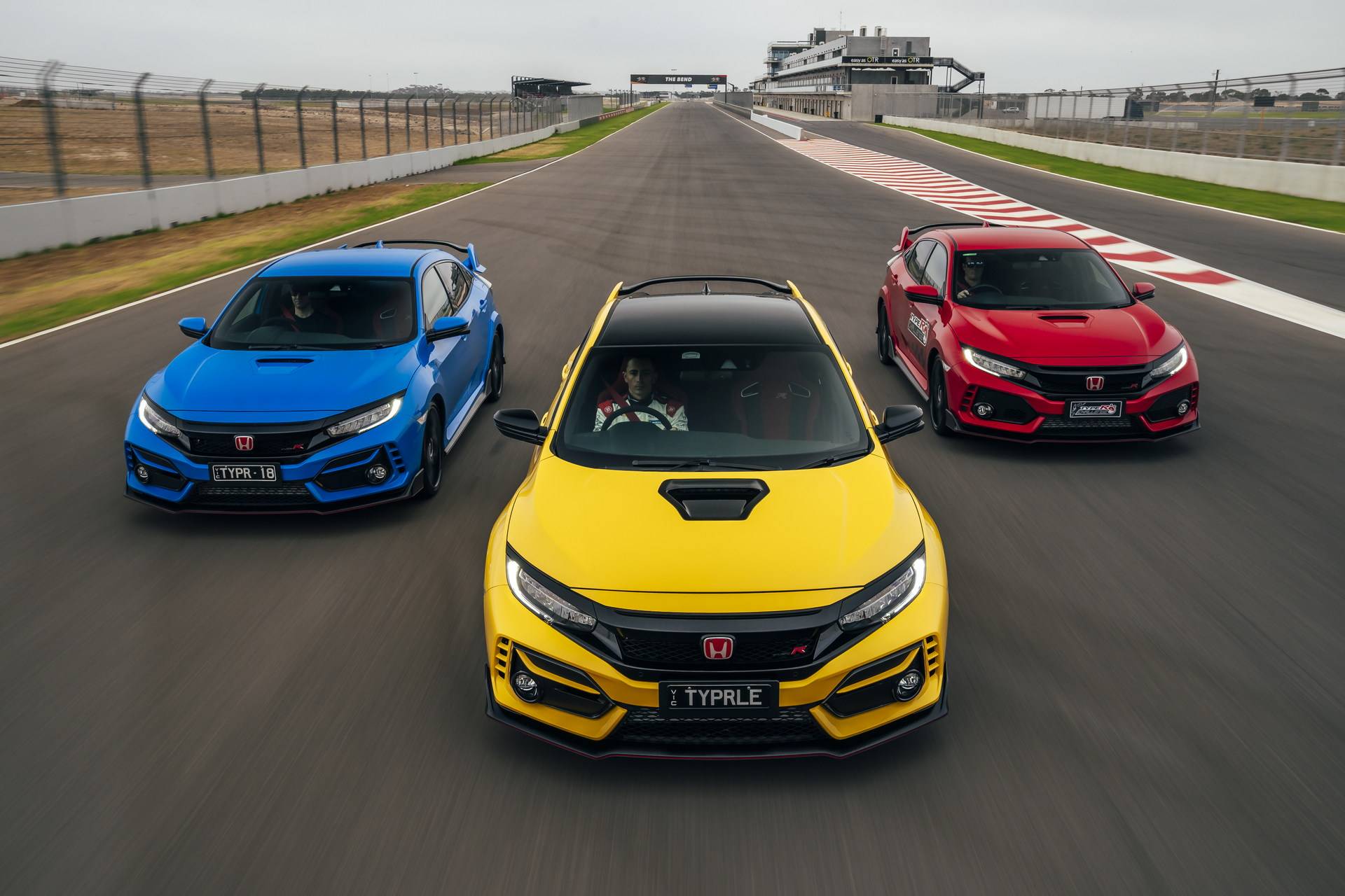 成绩212260本田思域typer限量版在赛道上创下fwd单圈记录