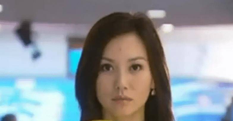 美人被网友集体大喊美过高圆圆，退出多年还能在49岁美出圈！