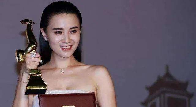 因为|《人世间》最自私的周蓉,被演员本人嫌弃!宋佳:催离婚加我一个