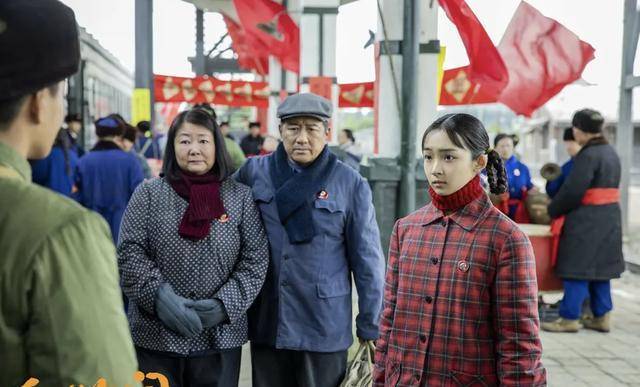 因为|《人世间》大结局：周秉义因病去世、周秉昆入狱12年，周蓉发财了