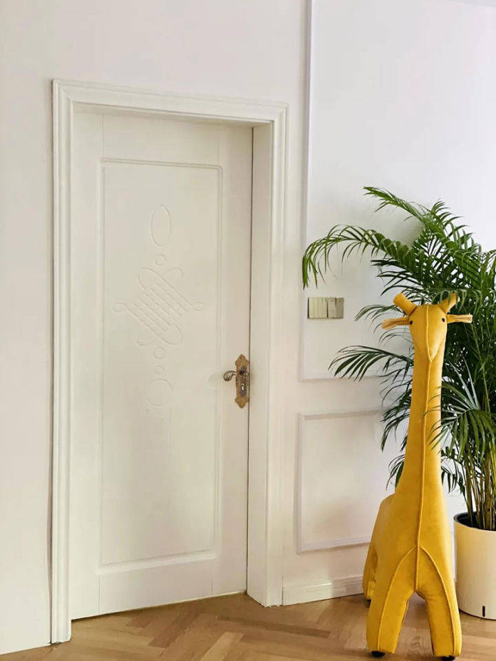 皇家帝孚小红书入户门改色案例_空间_白色_原木色