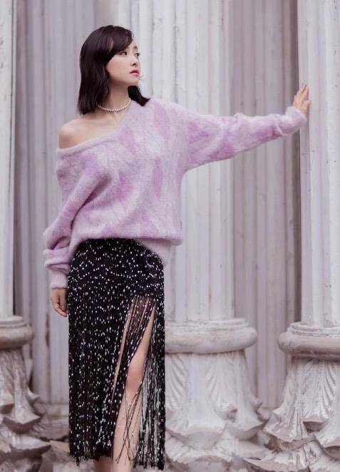 进行 宋茜少女感为何这么强?看她粉色系穿搭就知道了,甜美又迷人