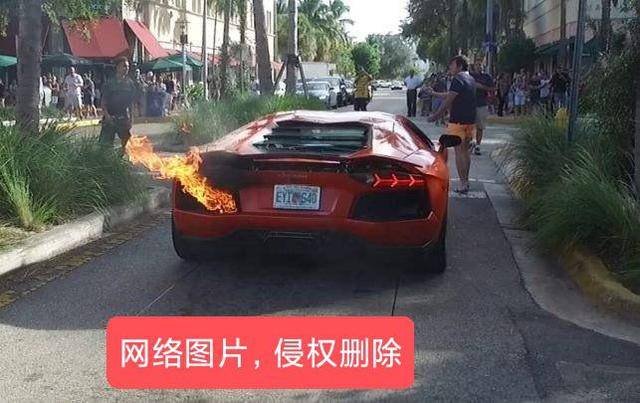 轰爆水箱浓烟滚滚