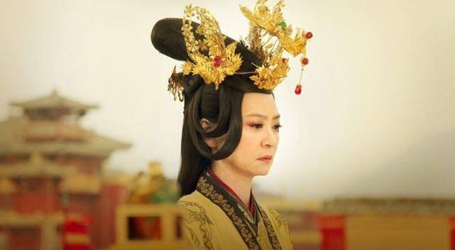 公元533年正月消灭了朱氏残余势力后,以大丞相控制北魏朝政.