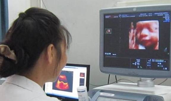 漂亮|孩子长相太精致有时并非好事,“漂亮病”背后藏着家庭的殇