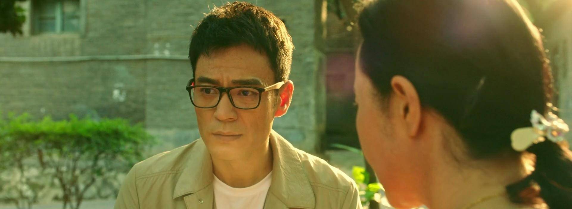 治愈|37岁穿越与17岁同框，这部真实又治愈的网剧，窥视了我们的青春