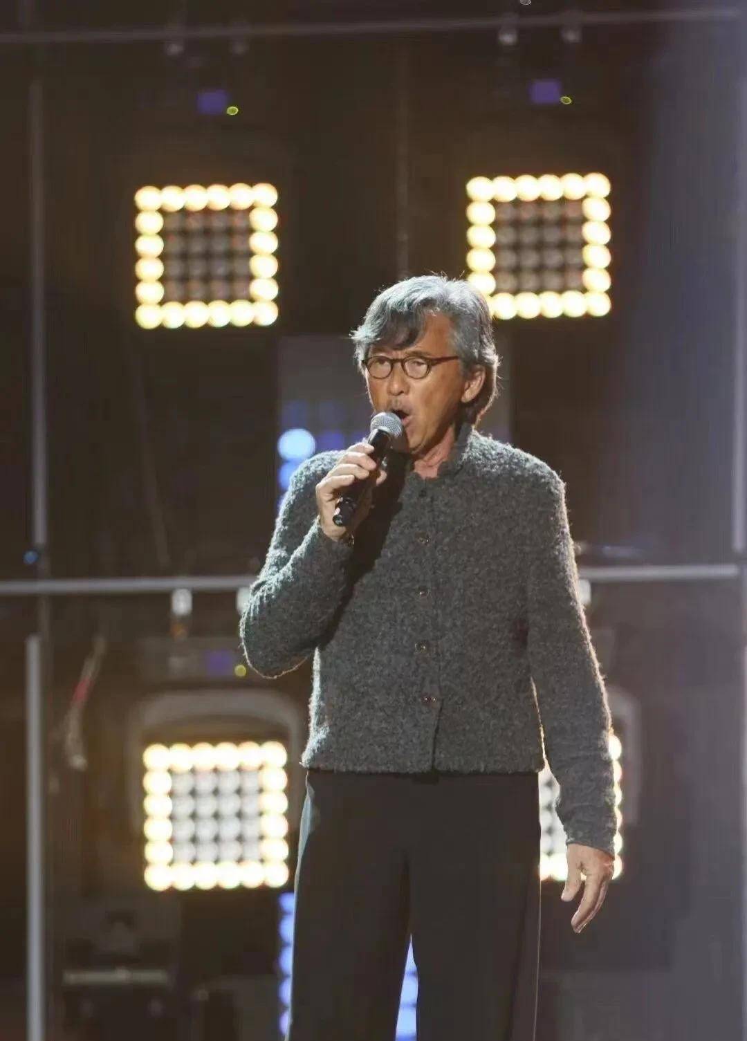 乐坛|八一八,被称为香港乐坛“在天之灵”的他,究竟有多强大