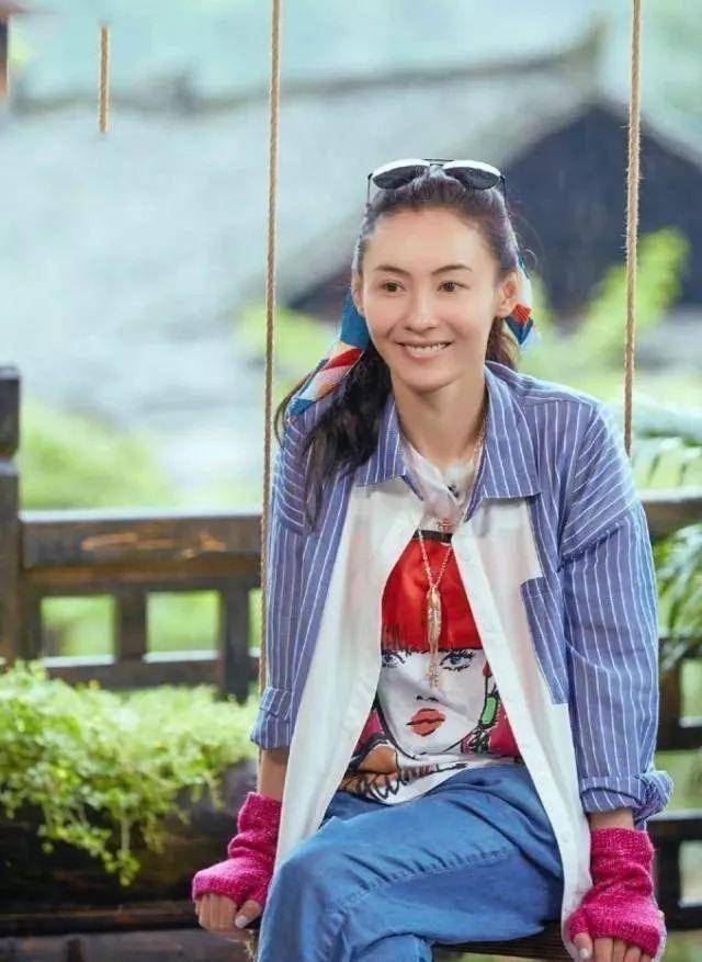 张柏芝生完3胎 更接地气 持家有道爱上居家生活 谢霆锋 王菲 女人 张柏芝生完3胎 更接地气 持家有道爱上居家生活 谢霆锋 王菲 女人