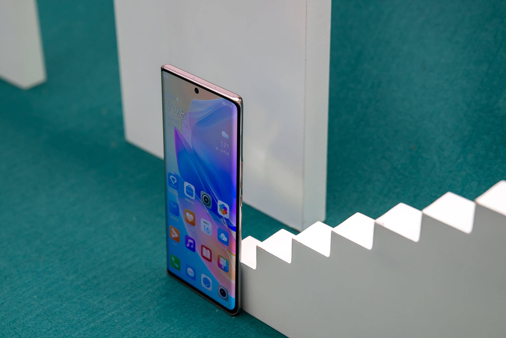 2000元的机，5000元的屏？荣耀60 SE轻体验