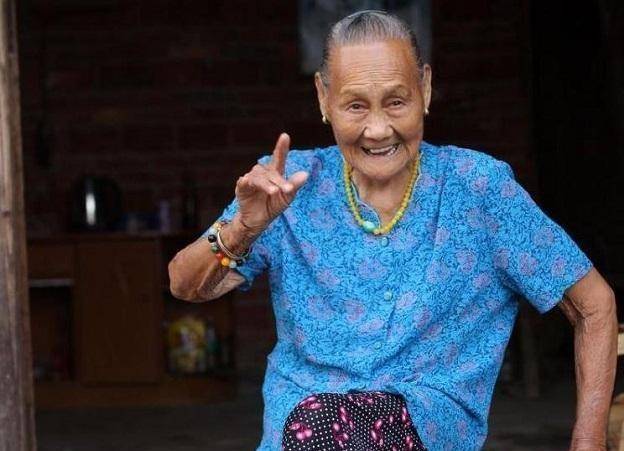 银金花109岁的抗战女兵当队长会武术曾一人连杀7名日军