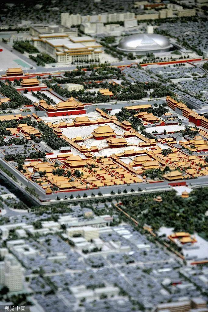 是对往昔的崇敬一边是对未来的期盼天坛成贞门皇城四门依次为天安门