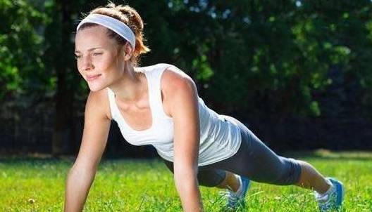 也容易影响到身体当中,雌性激素的分泌导致子宫出现