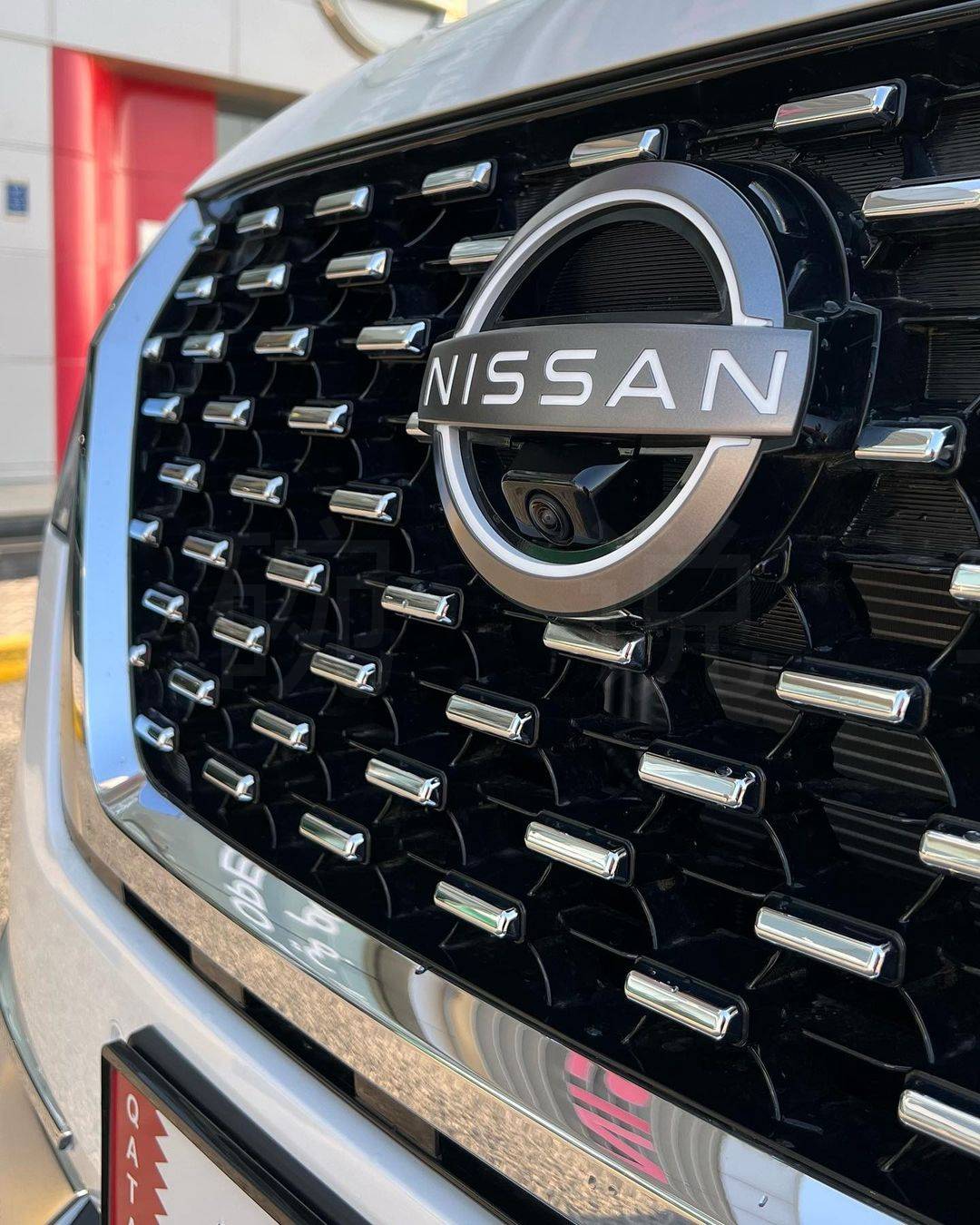 而对于换上了全新车标的日产途乐来说,还有一个最大的特点就是拥有