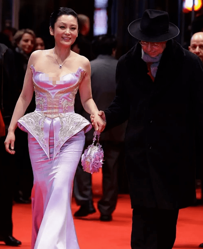 俞飞鸿皮相美人vs骨相美人：有人颜值“昙花一现”，有人越老越年轻