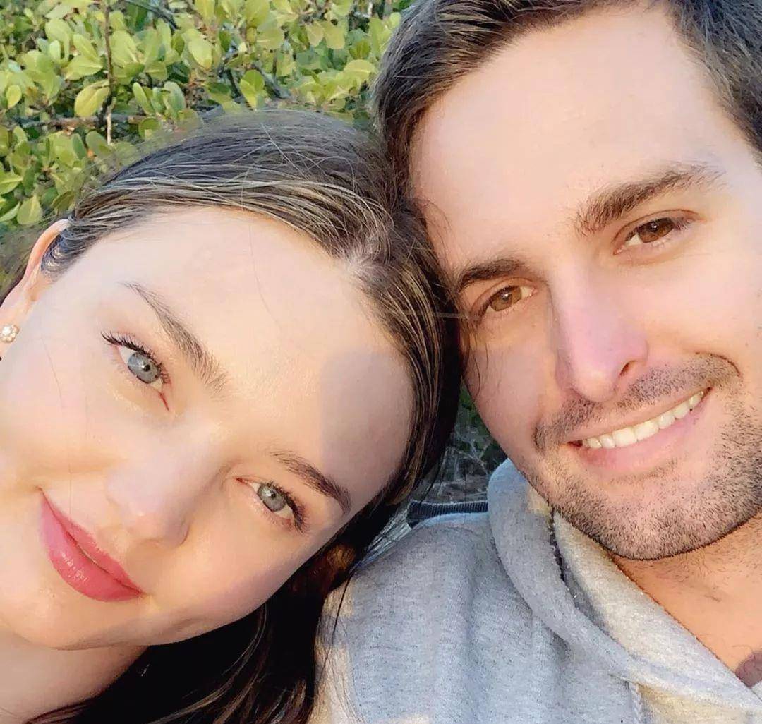 别人都是"晒妻狂魔",可儿自己却是个"晒夫狂魔",婚后生活每天都在晒