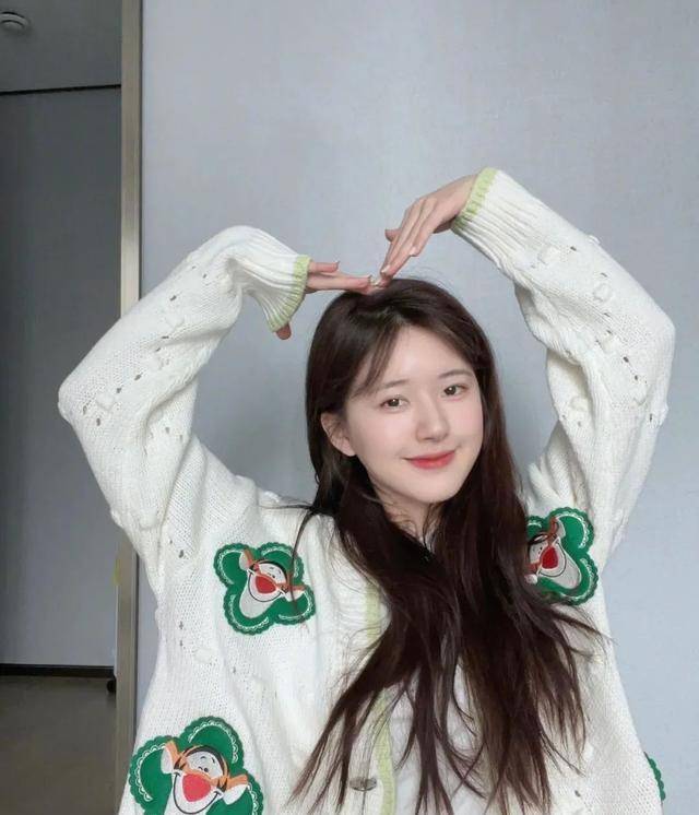 姐妹 2022年必买的5件毛衣，显瘦又时髦，太美了