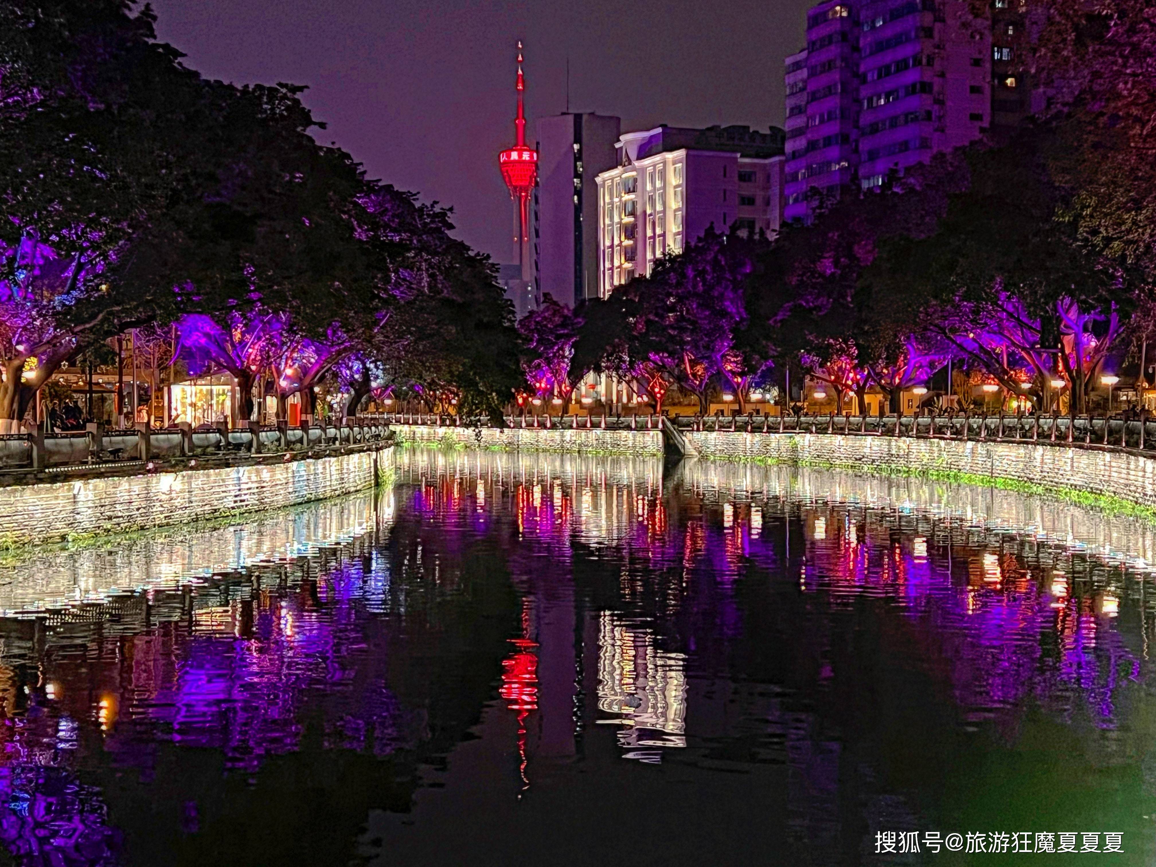 原創成都錦江夜遊有多火晚上延時關門都要排隊不輸重慶兩江夜遊