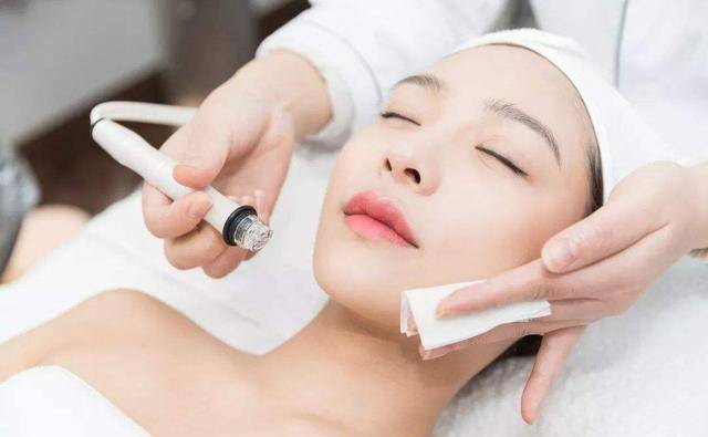 能够帮助从不化妆和长期化妆的皮肤，有啥区别？或许和你想的不同，看看吧
