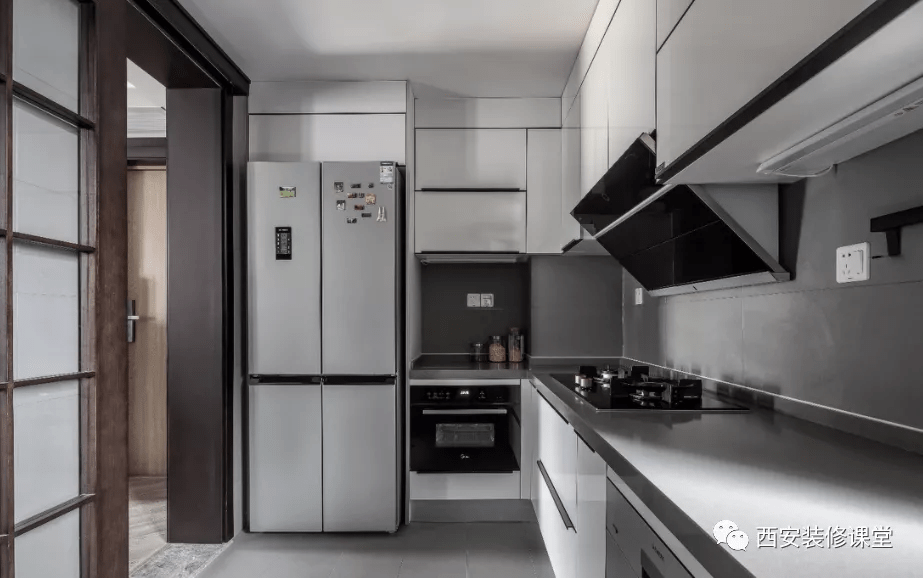 冰箱放厨房最好怎么放是个问题