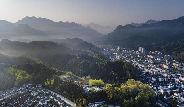 陕西一座冷门小县城,有"天然药库"之称,森林覆盖率高适合养老_留坝