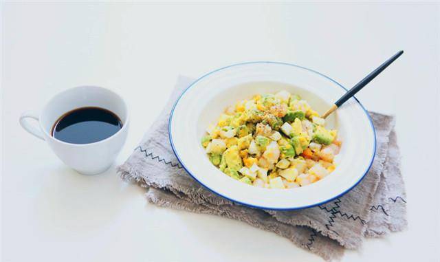 关键|早餐中鸡蛋功效大,这些好处都是悄无声息的,各位真的知道吗?