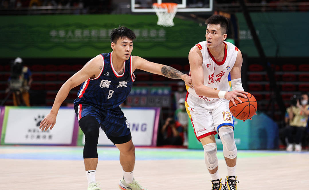 星光闪耀 郭艾伦狂轰21分 辽宁再现奇兵 广东双子星合砍15分 周琦 进攻 命中