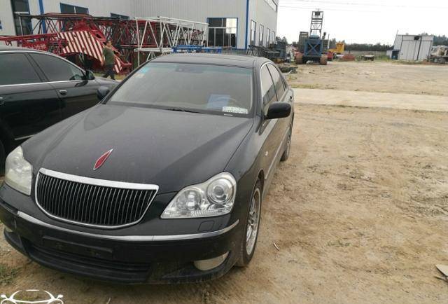 被誉为最漂亮的红旗,看到后备箱的v8,这车不一般_雷克萨斯_盛世_配置