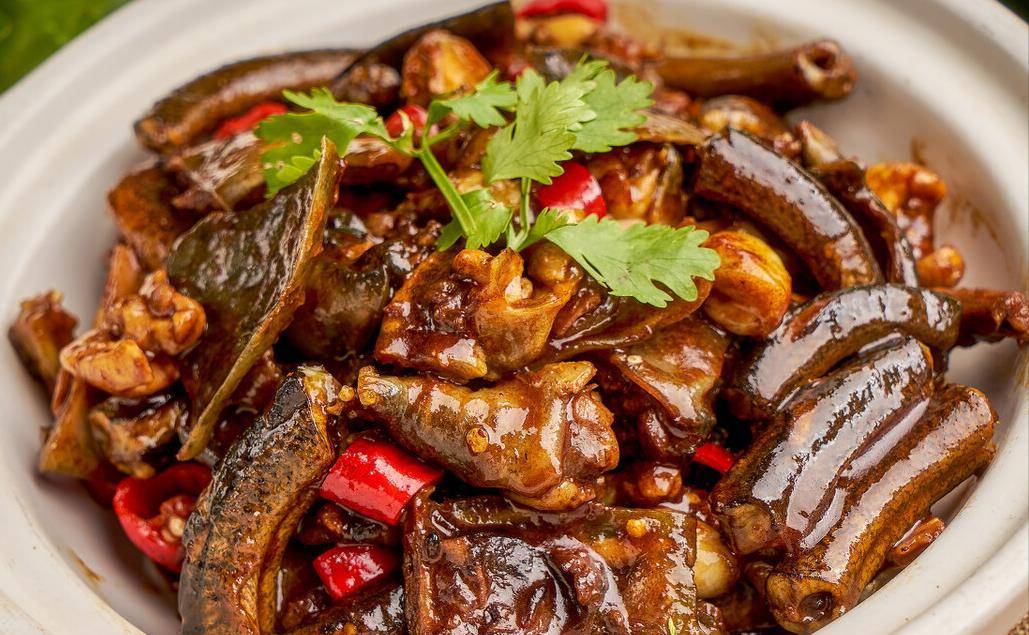 下锅|黄鳝不管怎么做,切忌直接下锅,提前多做2步,又鲜又嫩没腥味