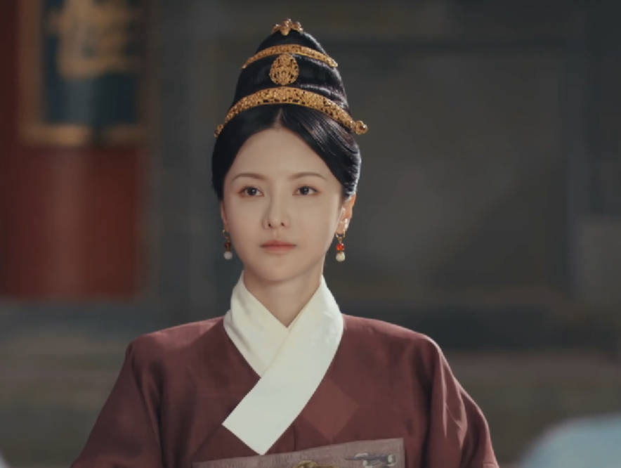 演技|《尚食》:本来冲吴谨言看剧,没想到被胡善围“惊鸿一瞥”惊艳了