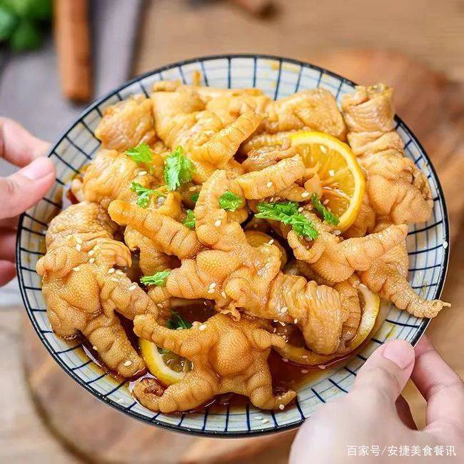 品类|2022北京食品饮料展览会丨2022烘焙糕点展|休闲食品展麻辣零食开拓市场