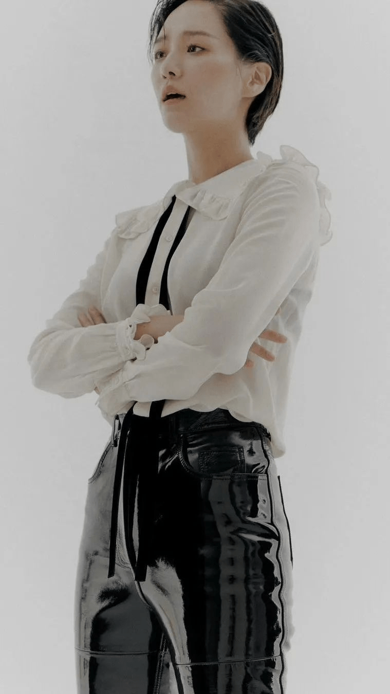 发型那些剪了短发的女明星们，为什么都留不长了？