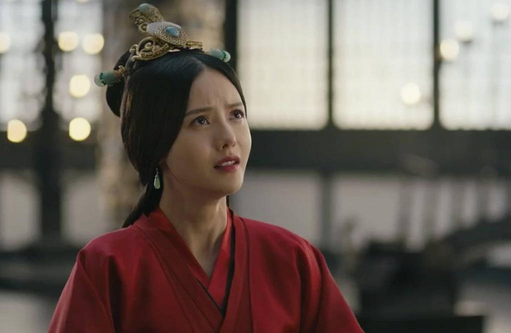 演技|《尚食》:本来冲吴谨言看剧,没想到被胡善围“惊鸿一瞥”惊艳了