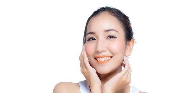 生活脸为什么显大显胖呢？可能和这几件事有关，早看早受益！