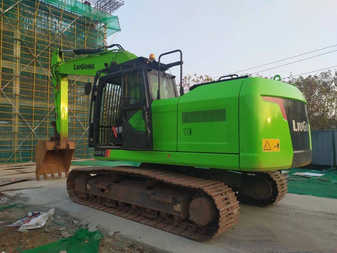 再传捷报 | 柳工纯电动挖掘机助力各地开工热_行业_绿色_一代