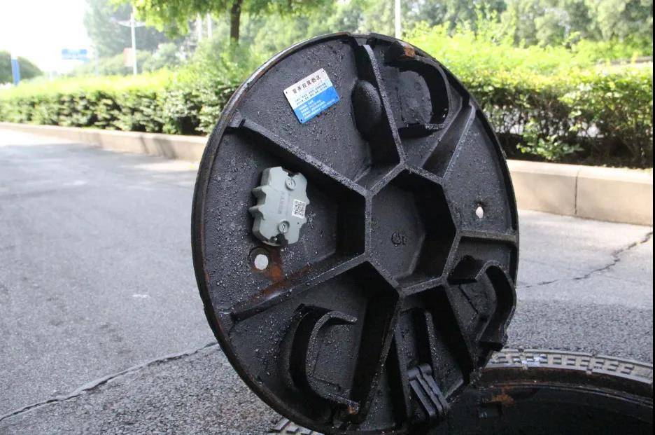 本次窨井盖治理采取边施工边验收工作模式,严格按照维修技术标准和