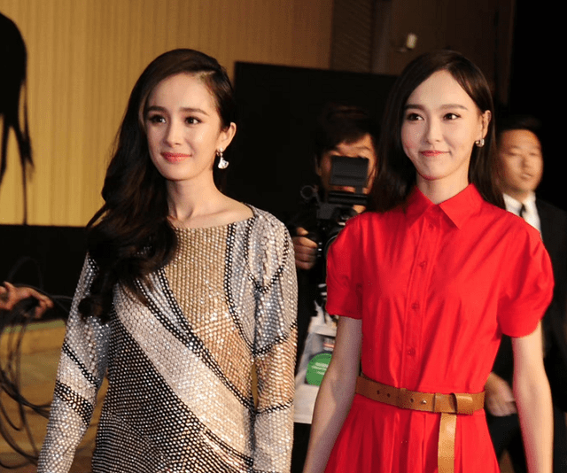 脸部明星整牙后遗症：杨幂脸部松弛，王嘉尔颧骨外扩，宋祖儿法令纹深