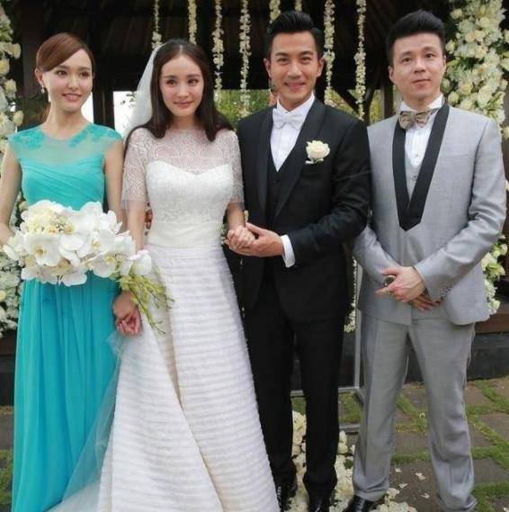 张雨绮32岁倪妮出道驼背照被嘲，“气质仙女”骗人：她压根不是女神