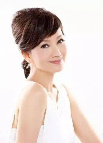 后天气质和魅力?女生如何培养