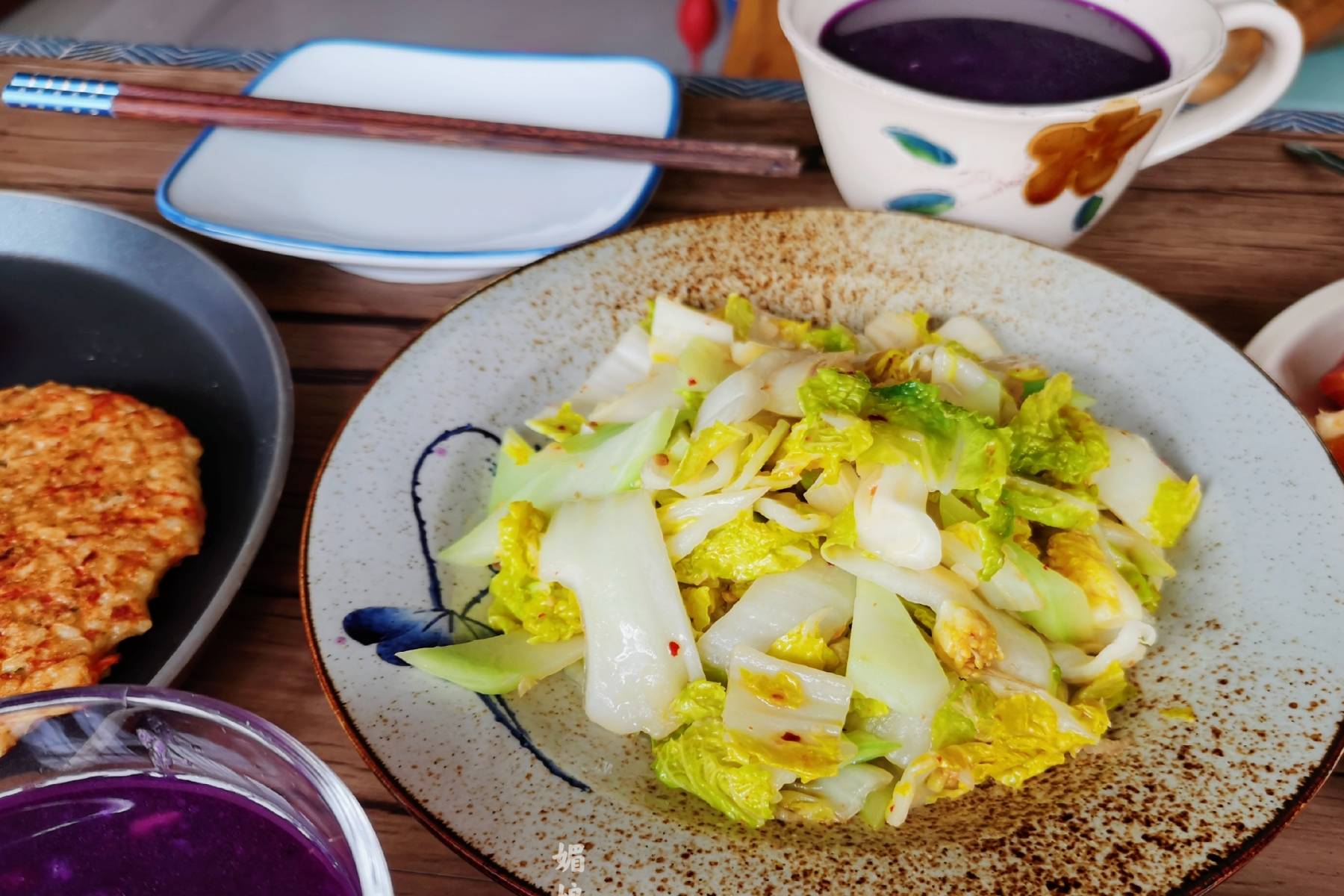 娃娃菜|两口子的极简早餐，10分钟做好，早餐饼外香里软好吃又营养