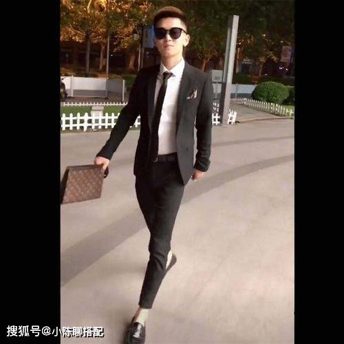 乐福 上了年纪的男人，如果不想被人叫油腻大叔，请避开这5种服装