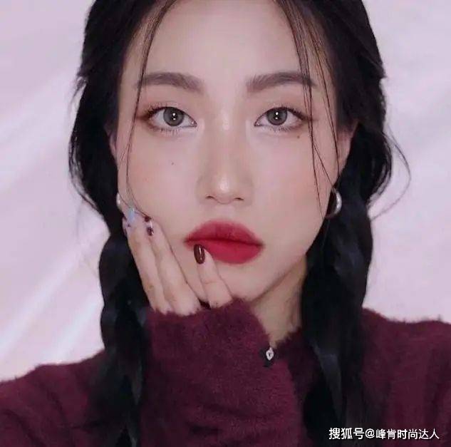 脸部一味地模仿网红化妆，可能才是你妆容总是不够精致的真相