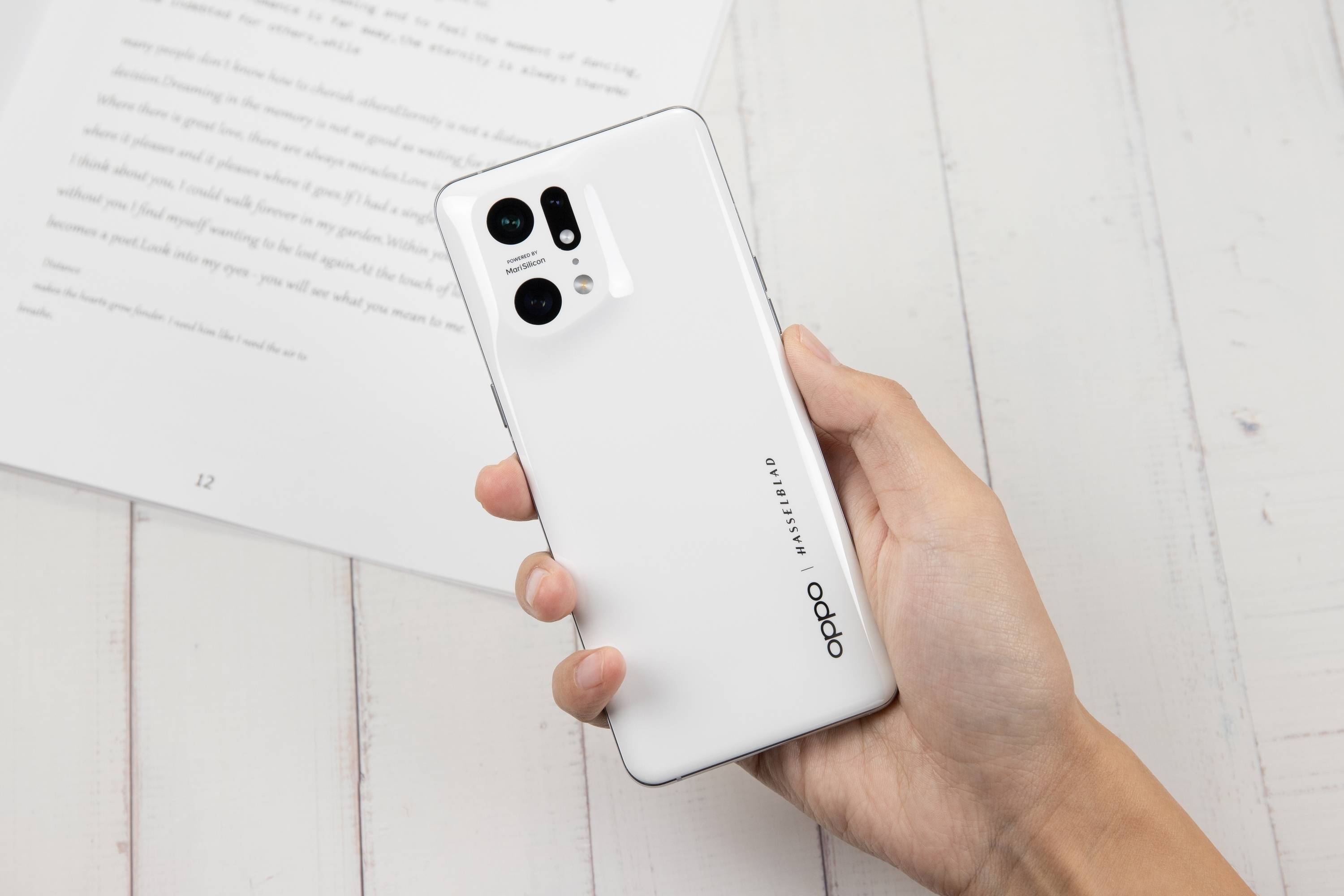 3月3日开售！上手OPPO Find X5 Pro，自研芯片带来惊喜体验