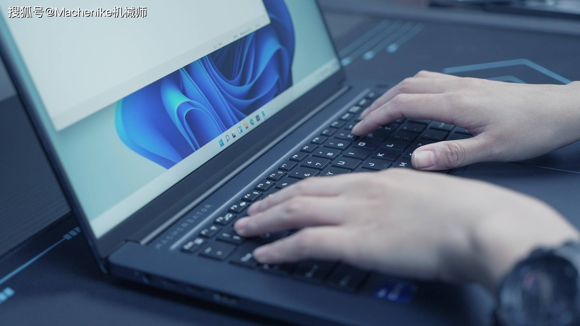 机械师创物者16评测：高性能长续航的轻量型办公本，值得入手吗？